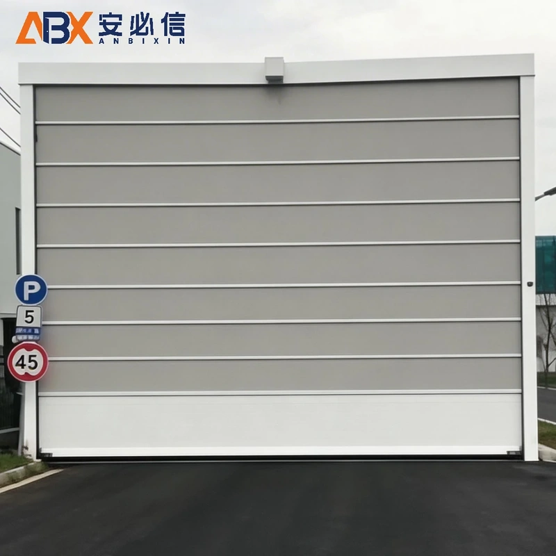 西双版纳傣族背带堆积门